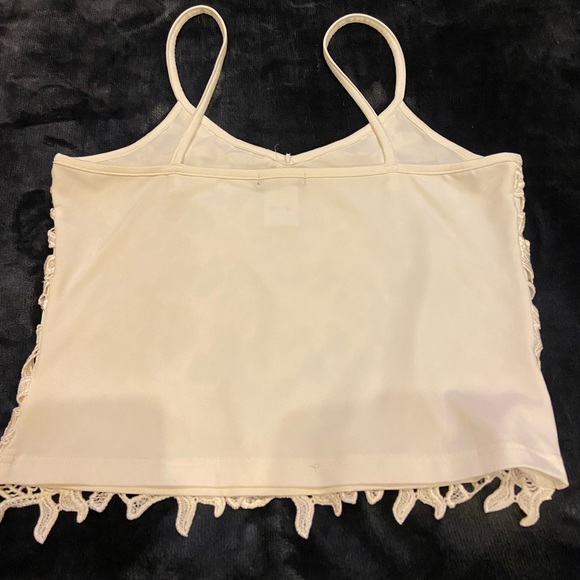 Apart Impressions Spaghetti Strap lace top Size Lrg. Off white- light be… - Picture 2 of 3